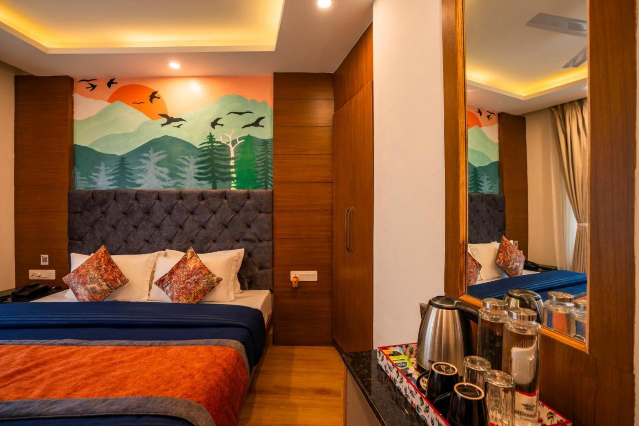 Shalom Backpackers Mussoorie Hostel Buitenkant foto